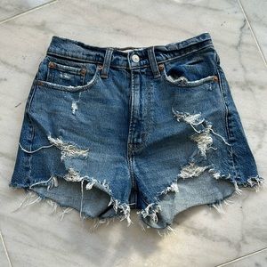 Abercrombie Curve Love High Rise Mom Short